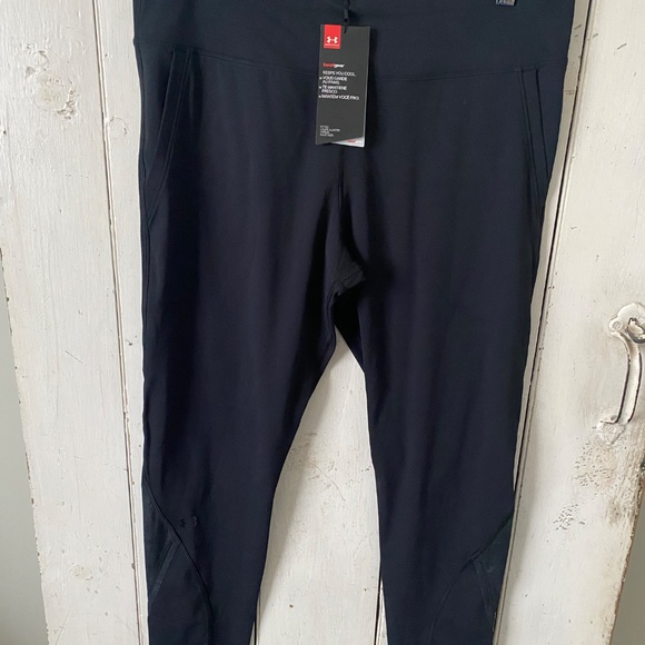 Under Armour Fitted HeatGear Leggings - Picture 2 of 7